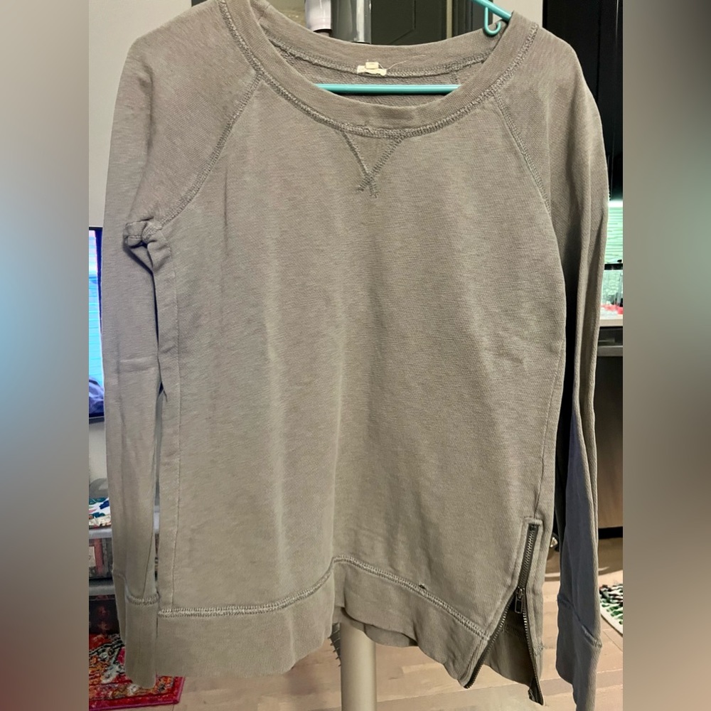 Grey Jcrew crew neck sweatshirt w zipper detail